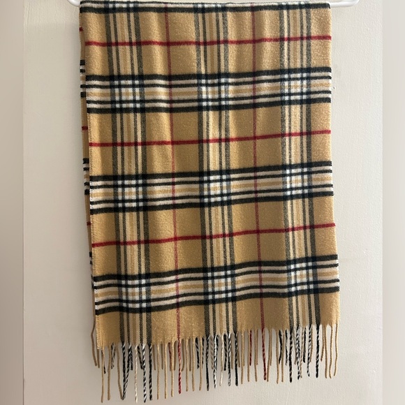 Thrifted scarf - Picture 1 of 1